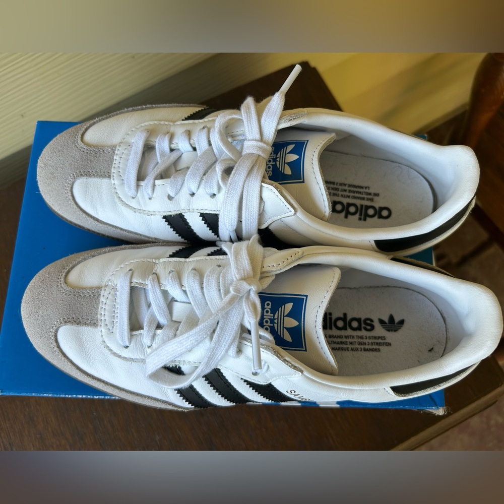 Adidas Sambas